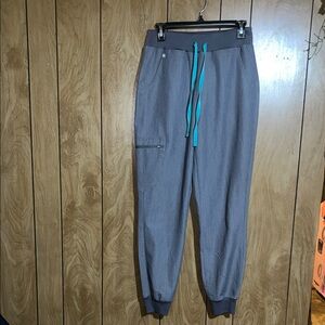 Figs Woman’s Gray Jogger Pants with Teal Drawstring